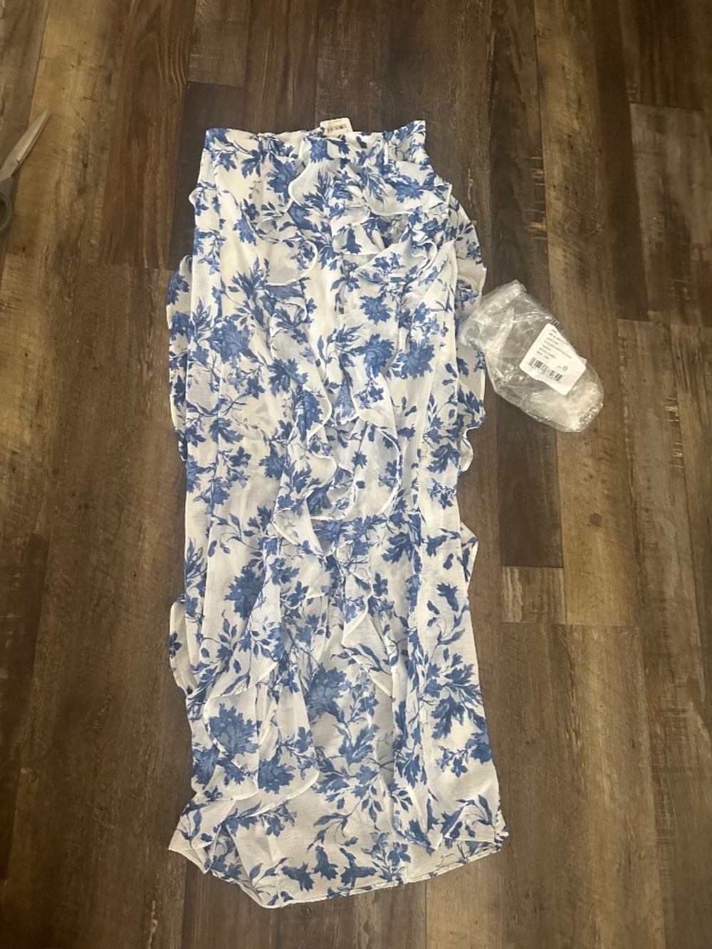 FREE PEOPLE FLOWING SKIRT SZ 0 NWT